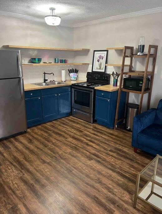 ローリーIndigo Downtownwalkable Kingbedアパートメント エクステリア 写真